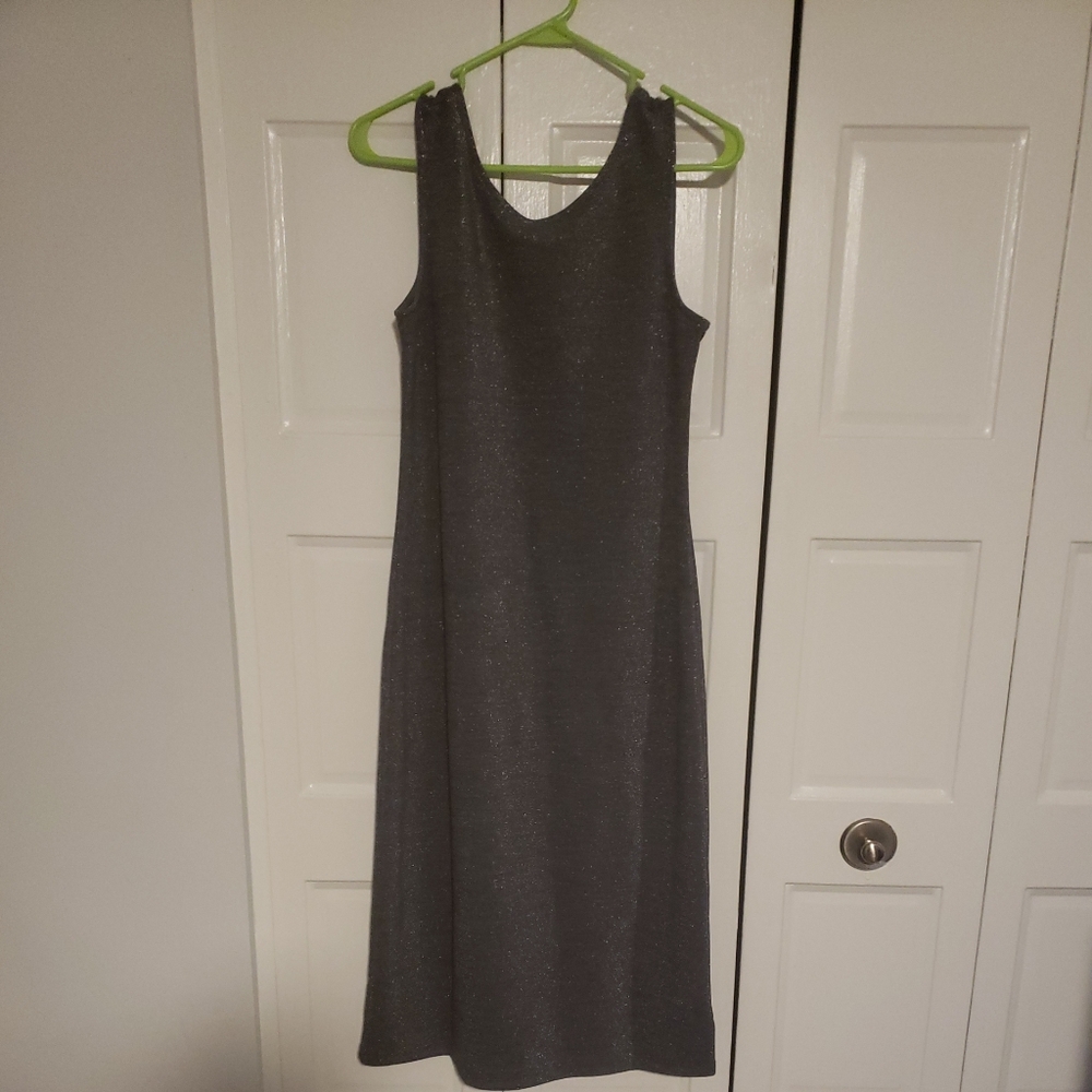 GAP v-back silver dress size Small